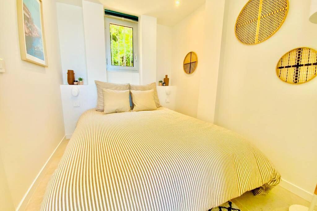Antheor - vue exceptionnelle - refait à neuf 4 couchages Apartamento Saint-Raphaël Exterior foto