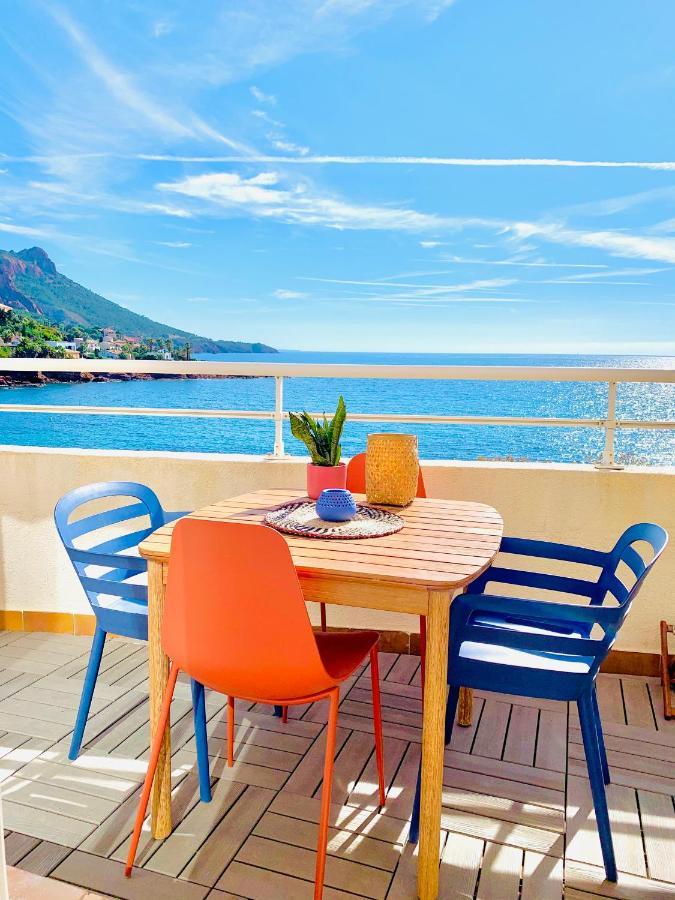 Antheor - vue exceptionnelle - refait à neuf 4 couchages Apartamento Saint-Raphaël Exterior foto